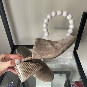 Mercedes Castillo Women’s Abia Suede Mule Pumps Size 7.5 heels flare geometric